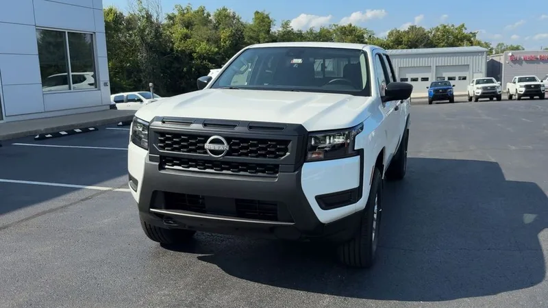 2026 Nissan Frontier S, photo 32