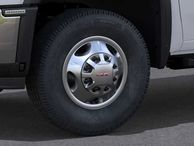 2026 GMC Sierra 3500HD Pro, photo 9