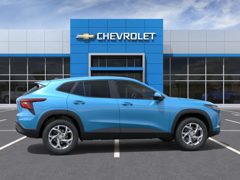 2026 Chevrolet Trax LS, photo 5