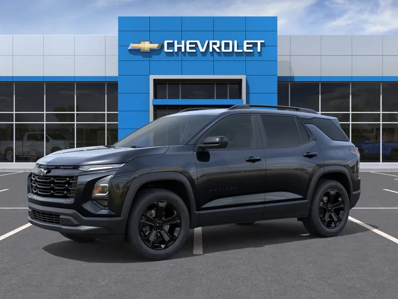 2027 Chevrolet Equinox LT, photo 2