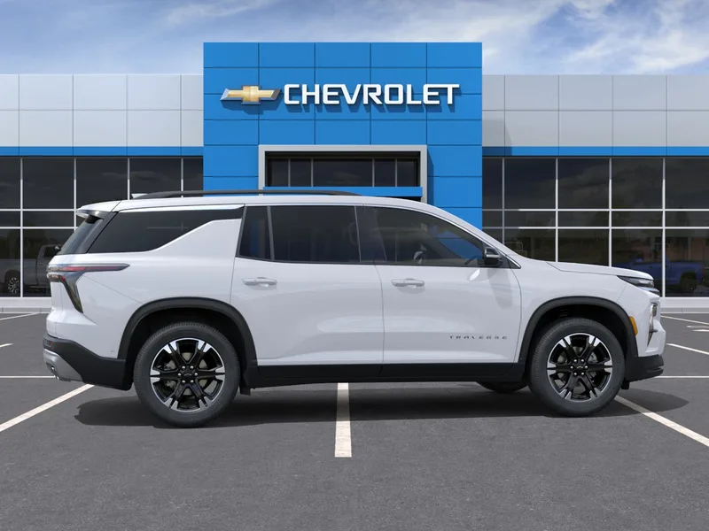 2027 Chevrolet Traverse LT, photo 5