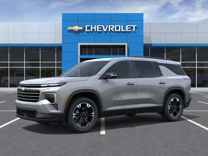 2027 Chevrolet Traverse LT, photo 2