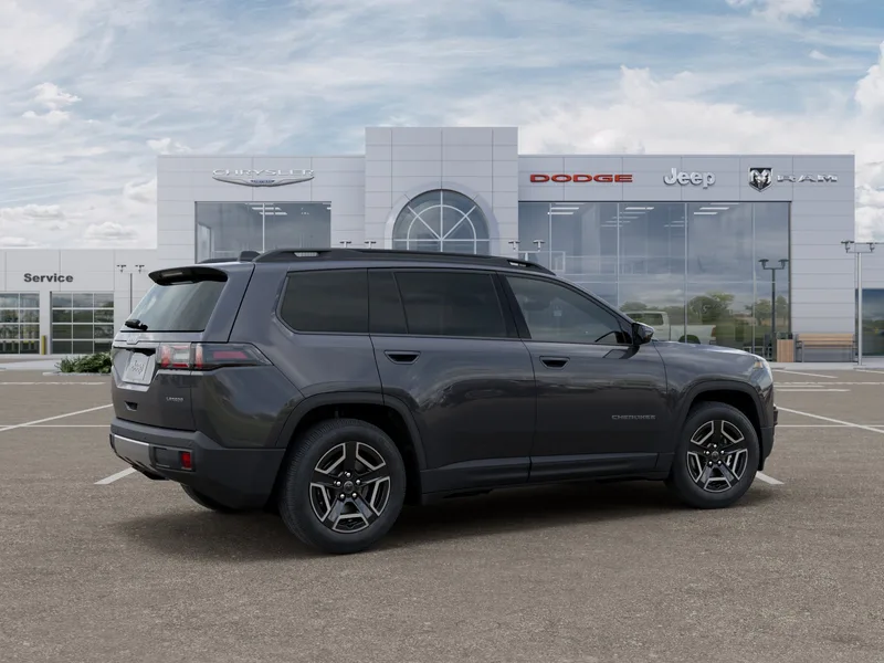 2026 Jeep Cherokee Laredo, photo 4