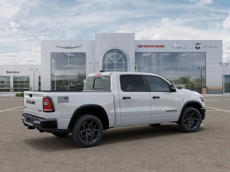 2026 Ram 1500 Laramie, photo 4