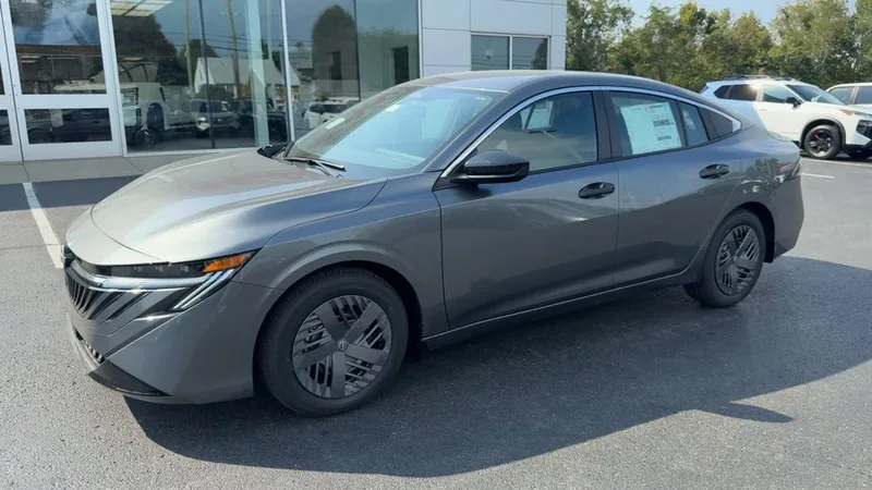 2027 Nissan Sentra S, photo 3