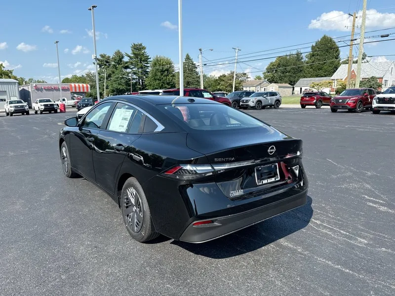 2027 Nissan Sentra S, photo 12
