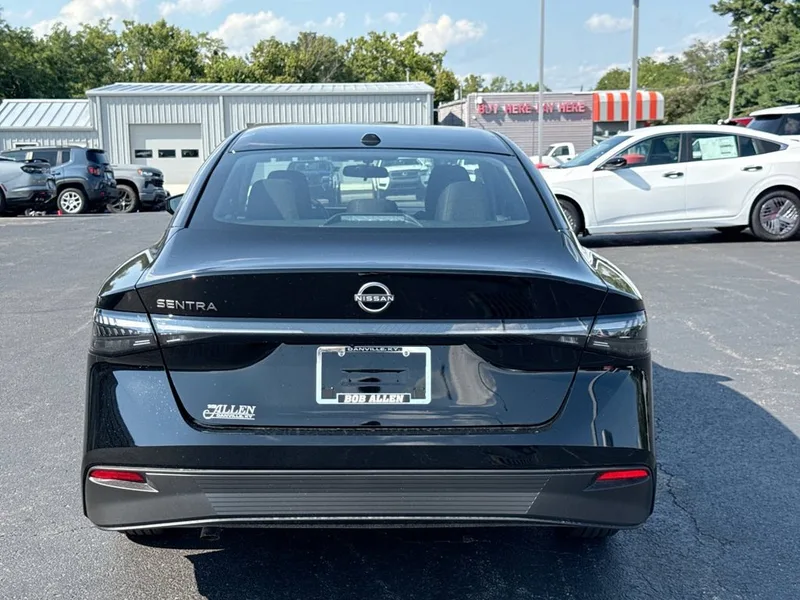 2027 Nissan Sentra S, photo 18