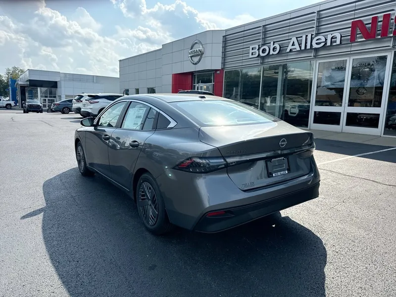 2027 Nissan Sentra S, photo 12