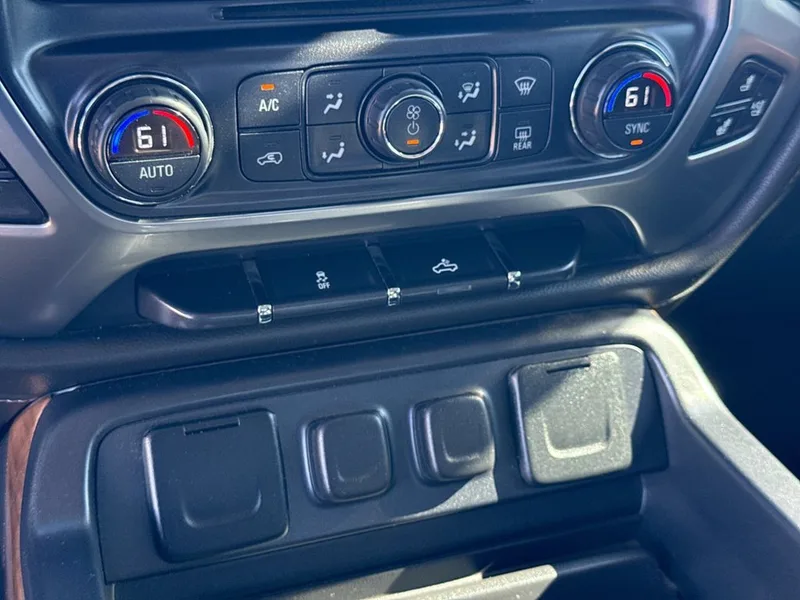 2015 Chevrolet Silverado 1500 LTZ, photo 21