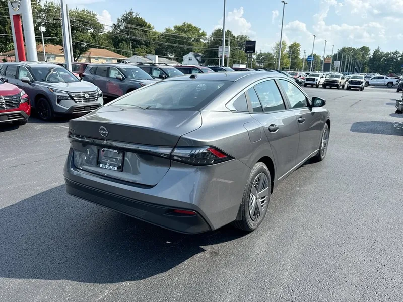 2027 Nissan Sentra S, photo 13