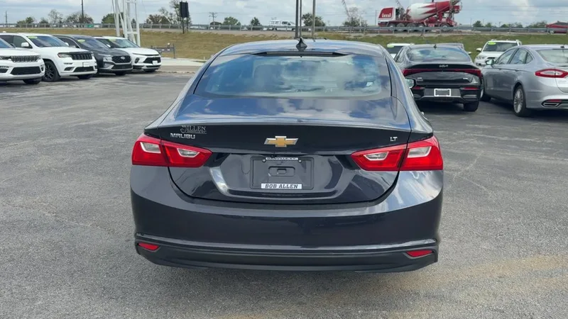 2023 Chevrolet Malibu LT, photo 6