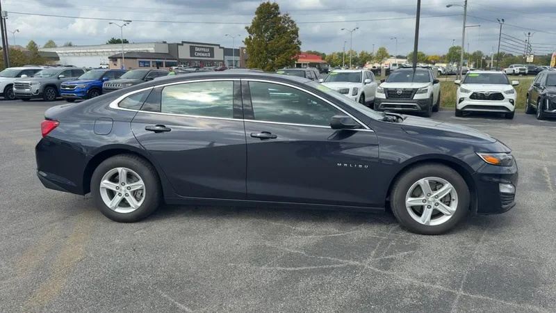 2023 Chevrolet Malibu LT, photo 8