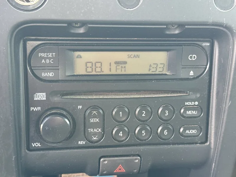 2004 Nissan Frontier XE, photo 19