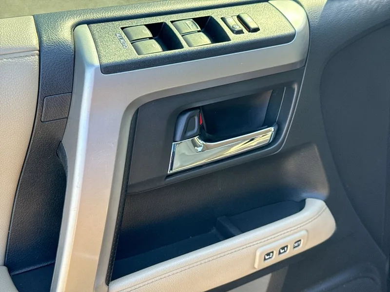 2020 Toyota 4Runner Limited, photo 12