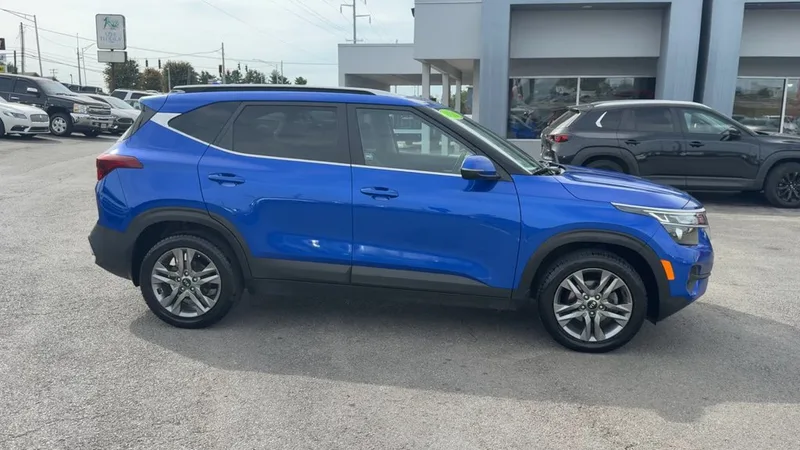 2021 Kia Seltos S, photo 8